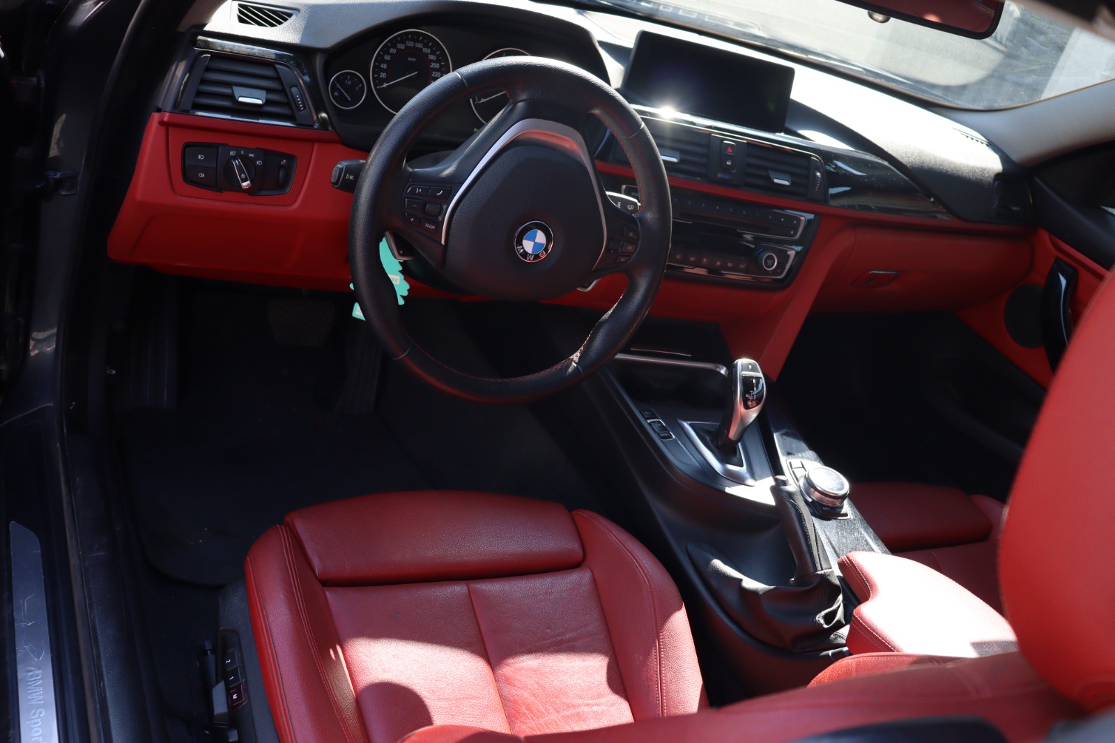 img/CarSale/bmw-nir3.jpeg