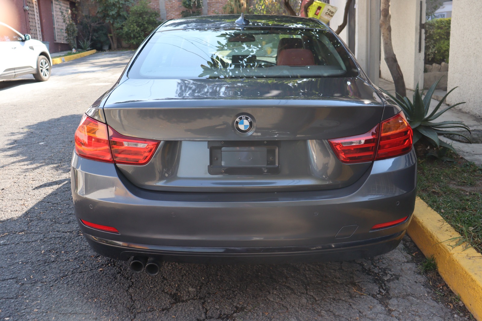 img/CarSale/bmw-nir5.jpeg